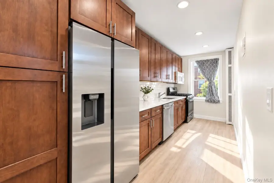 811 Bronx River Road #3H, Bronxville, NY 10708 - #3