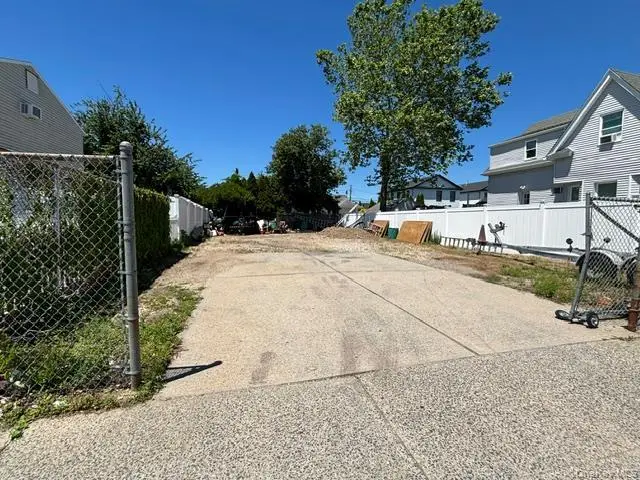 623 Stewart Avenue, Bethpage, NY 11714 - #1