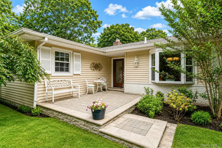15 Cliff Road, Port Jefferson, NY 11777 - #2