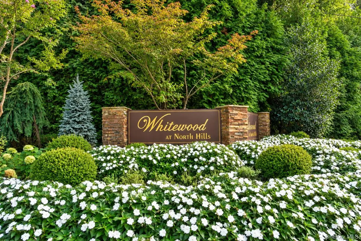 19 Woodcrest Drive, Roslyn, NY 11576 - #1