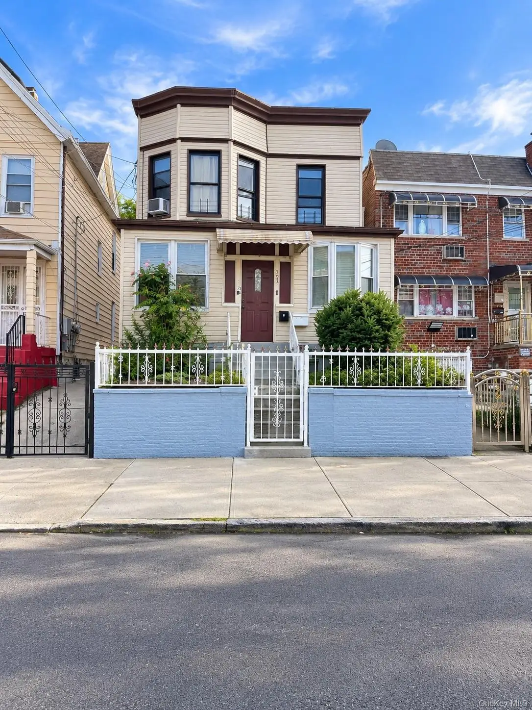 732 E 223rd Street, Bronx, NY 10466 - #1
