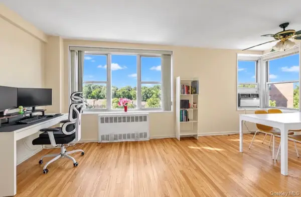 18-50 211th Street #6B, Bayside, NY 11360