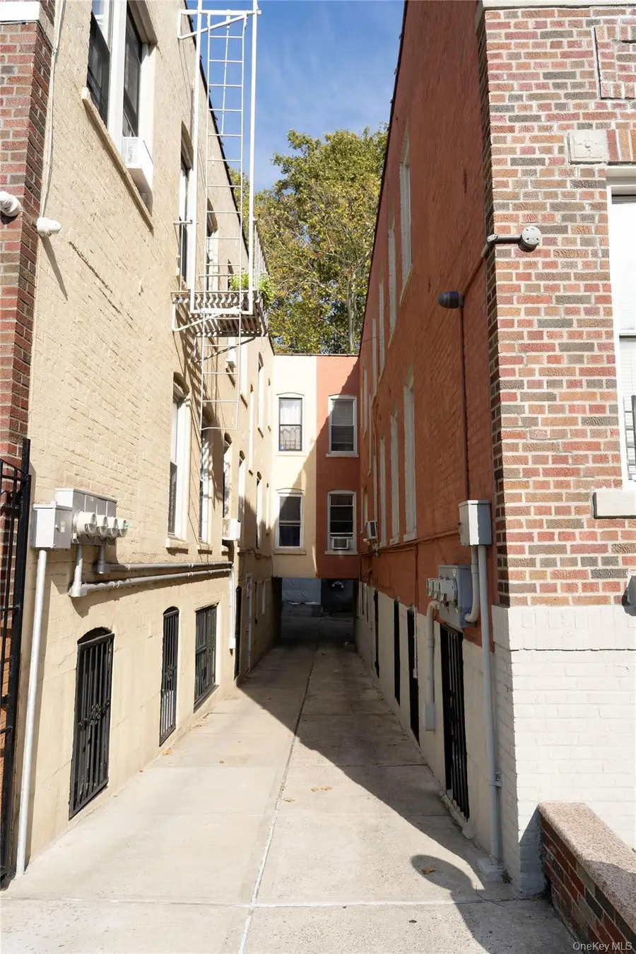 1418 Fteley Avenue, Bronx, NY 10472 - #3