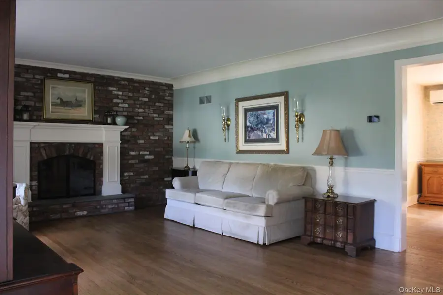 30 Randou Drive, Huntington, NY 11743 - #3