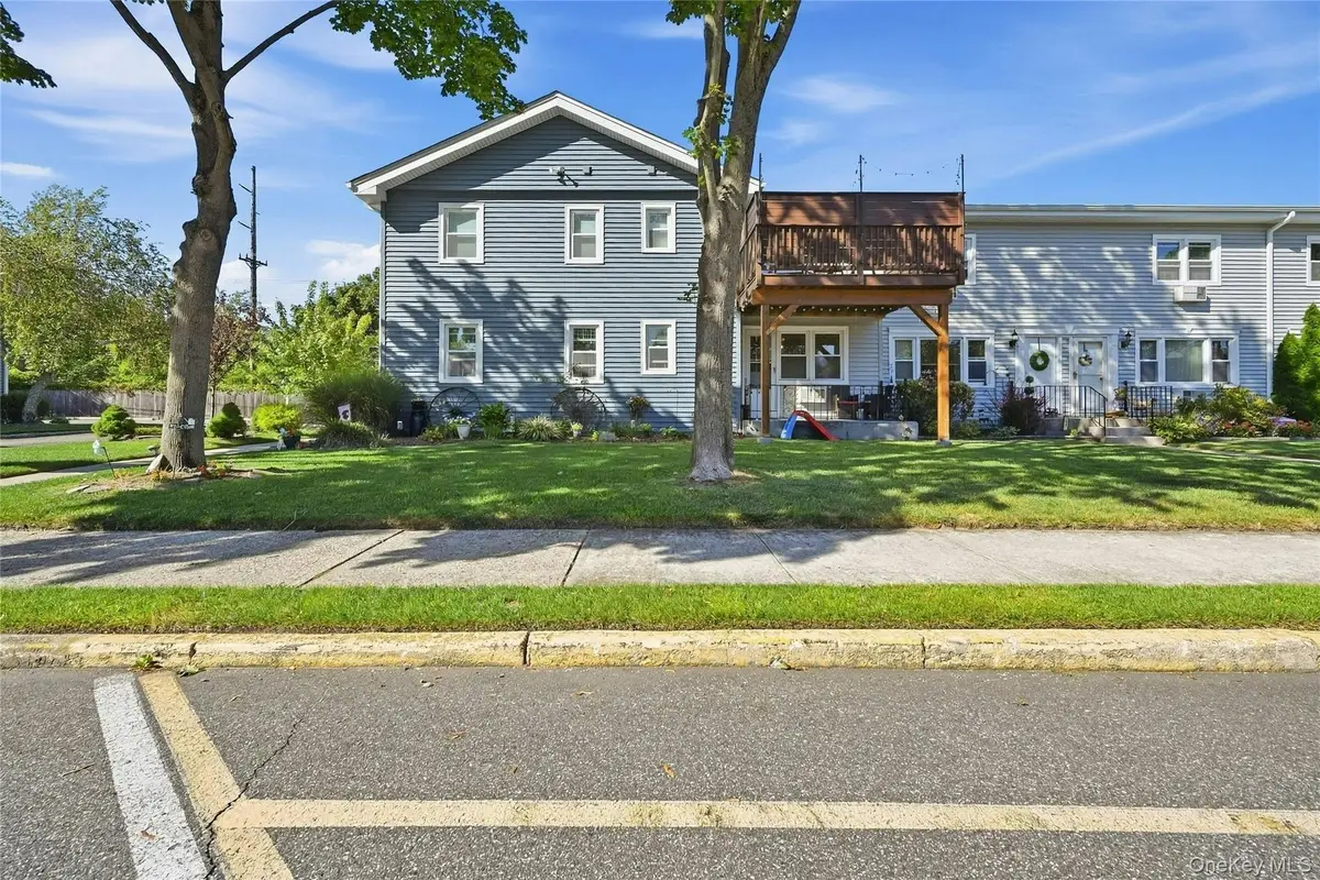 97 Cardinal Lane #1b, Islip, NY 11751 - #1