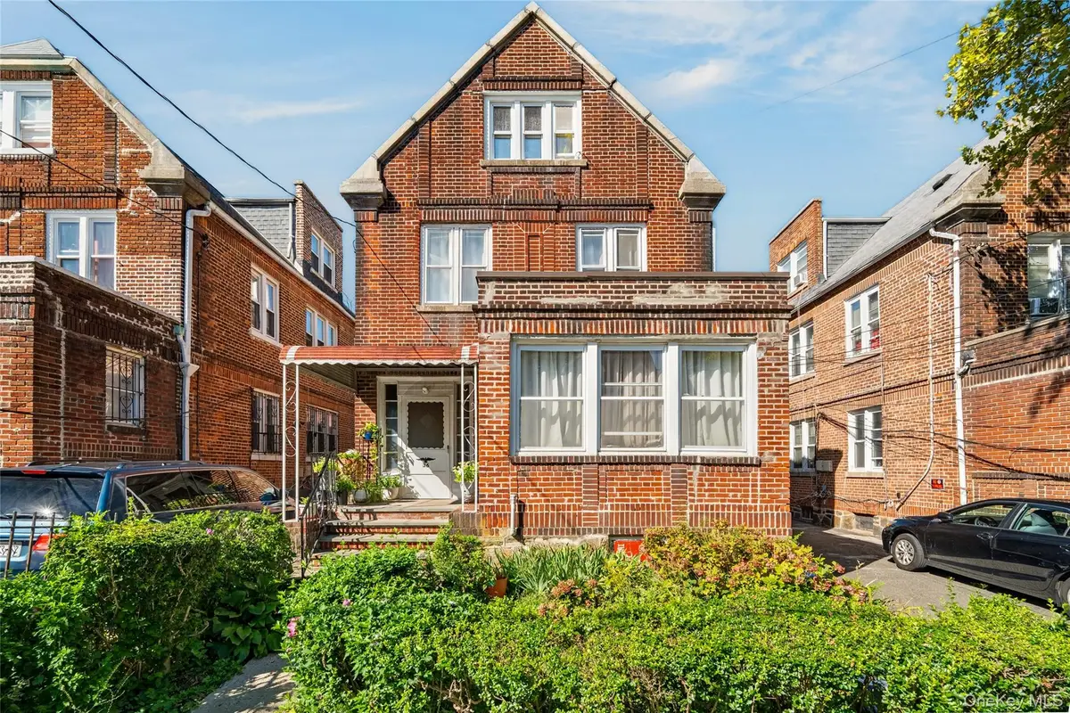 36 S 8th Avenue, Mount Vernon, NY 10550 - #1