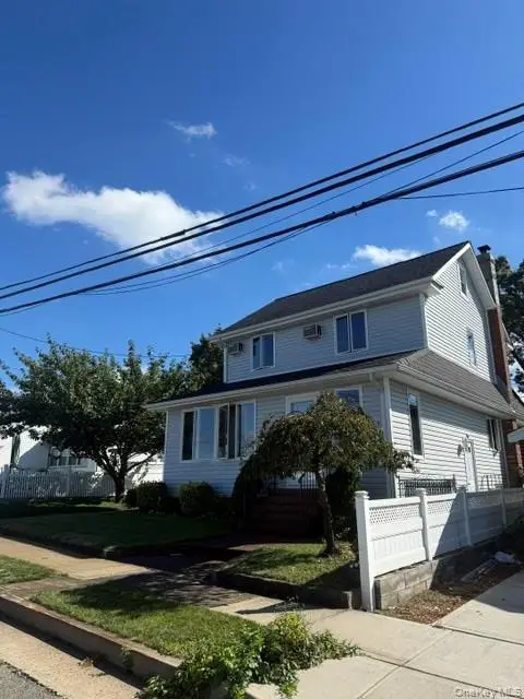 104 W Lincoln Avenue, Valley Stream, NY 11580 - #1
