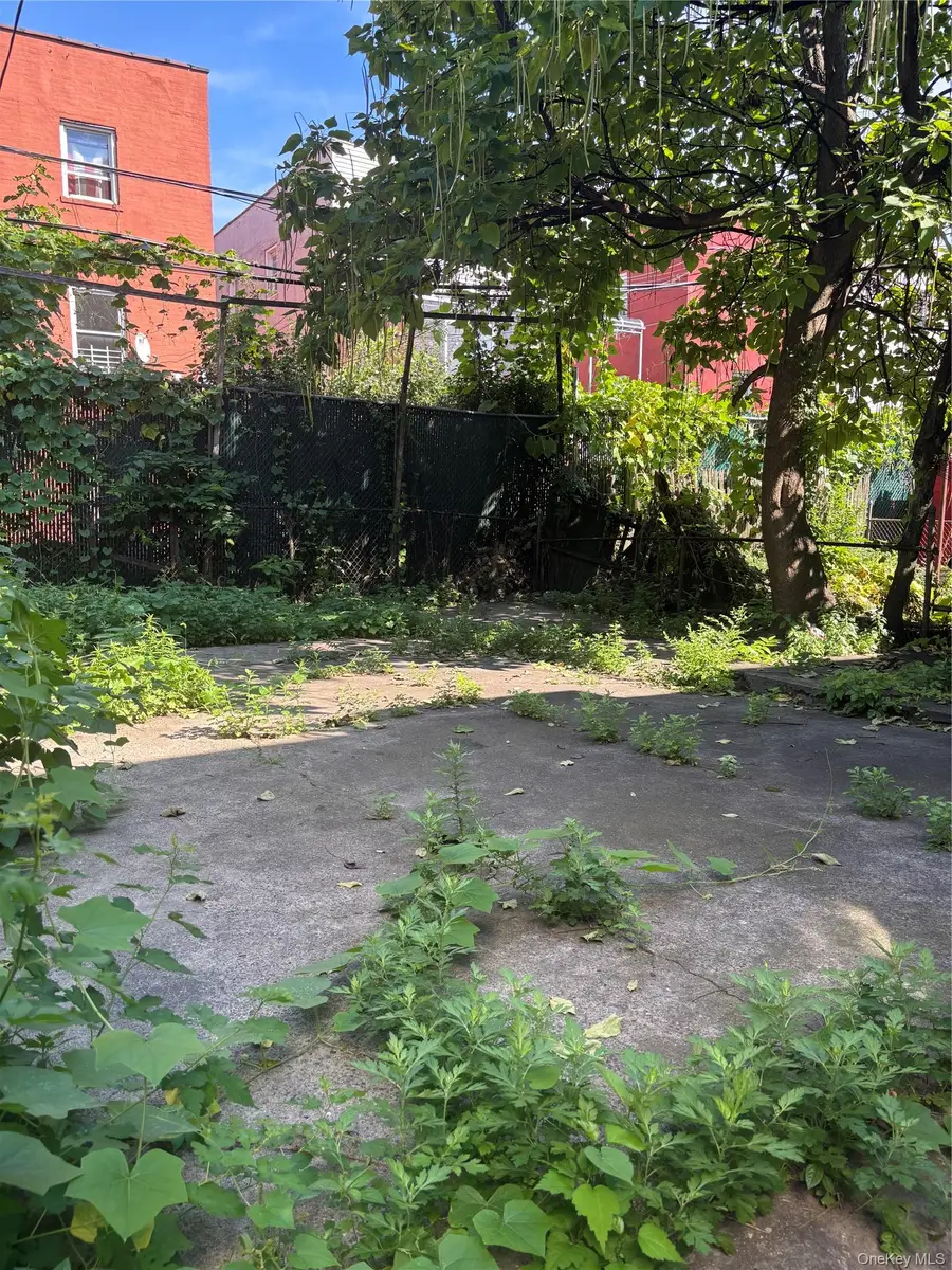 1056 Colgate Avenue, Bronx, NY 10472 - #3