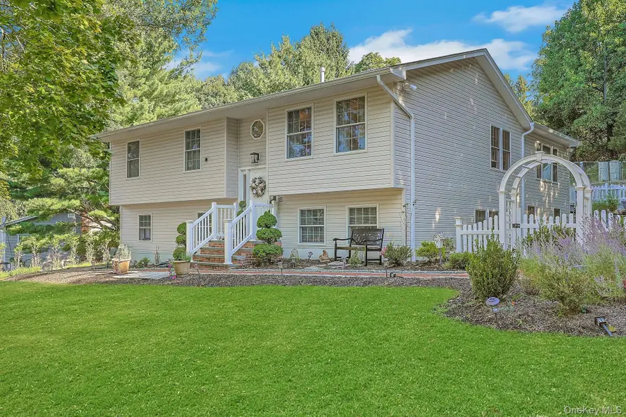 16 Annette Lane, Suffern, NY 10901 - #2