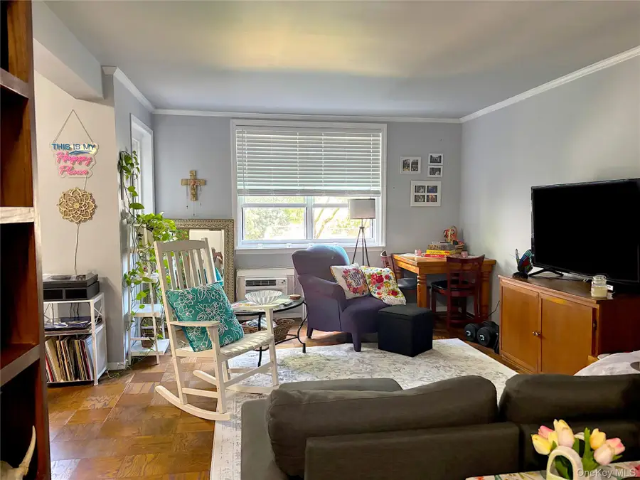315 W 232nd Street #2M, Bronx, NY 10463 - #3