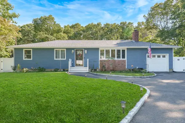 20 Danbury Avenue, Patchogue, NY 11772
