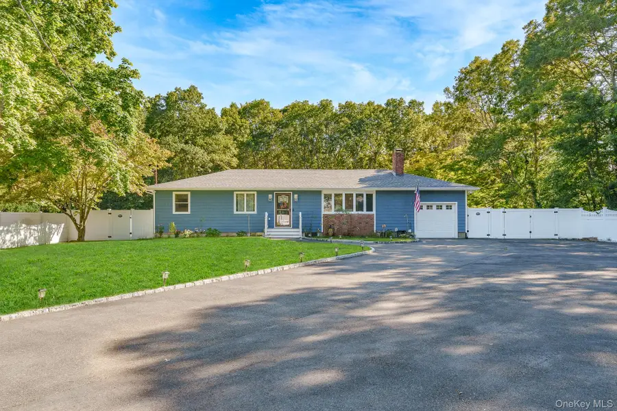 20 Danbury Avenue, Patchogue, NY 11772 - #2