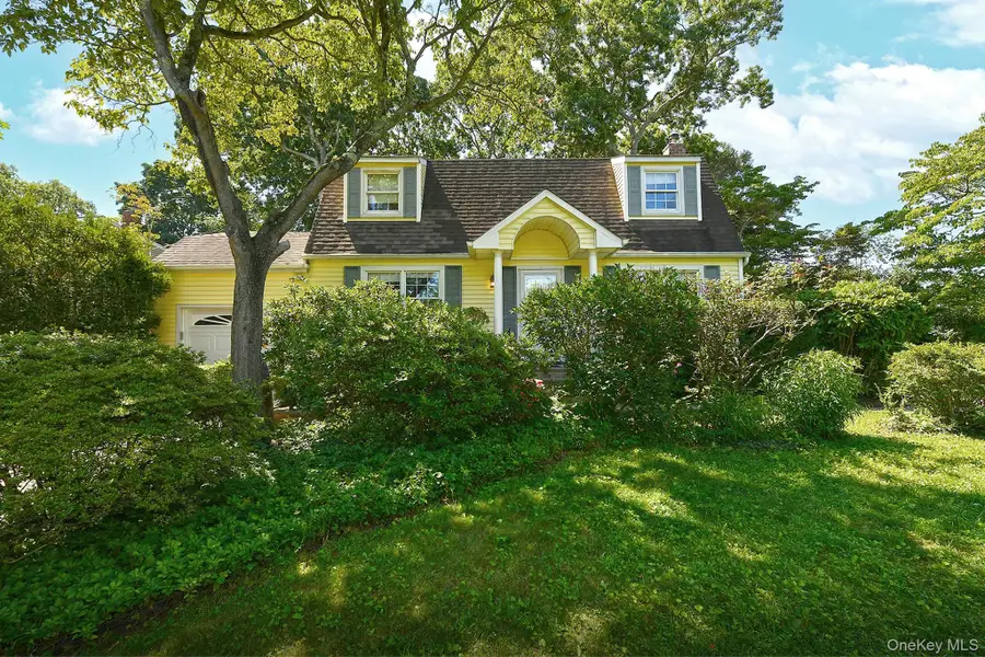 20 Brook Lane, Smithtown, NY 11787 - #2