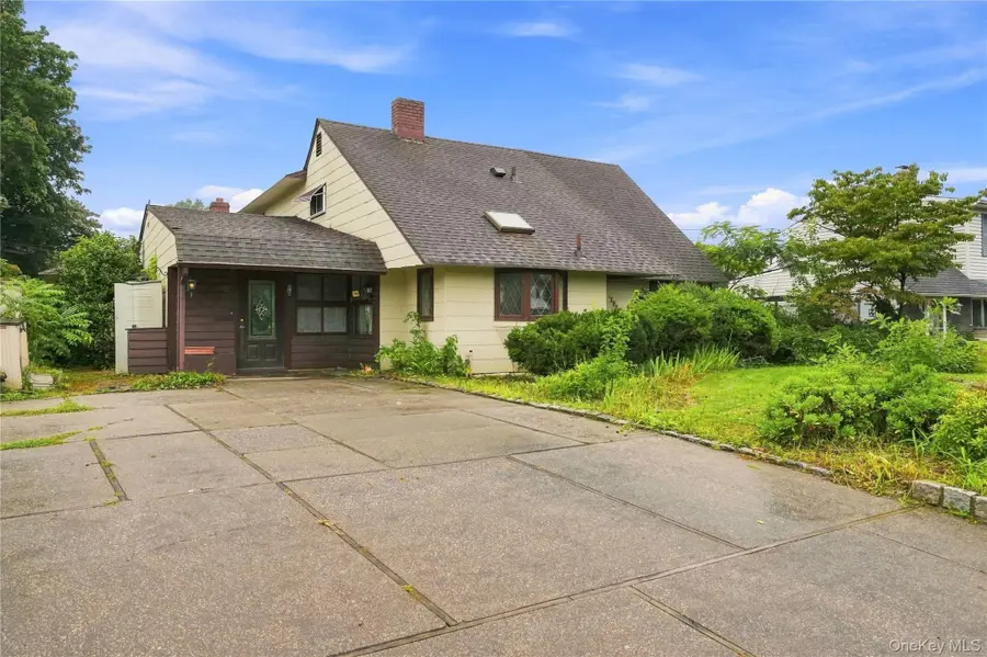 75 Weaving Lane, Wantagh, NY 11793 - #2