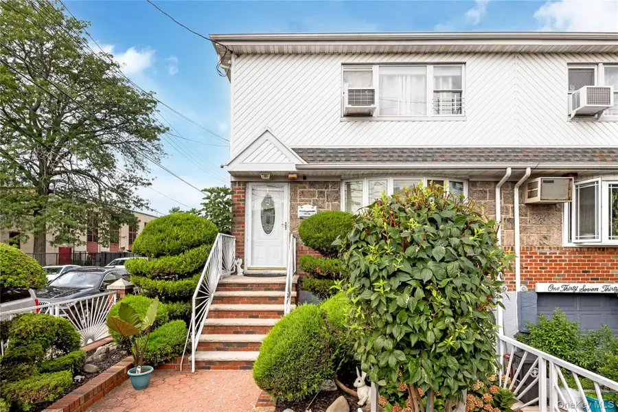13740 Lafayette Street, Ozone Park, NY 11417 - #2