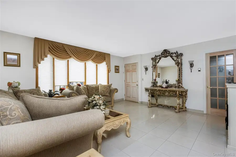 13740 Lafayette Street, Ozone Park, NY 11417 - #3