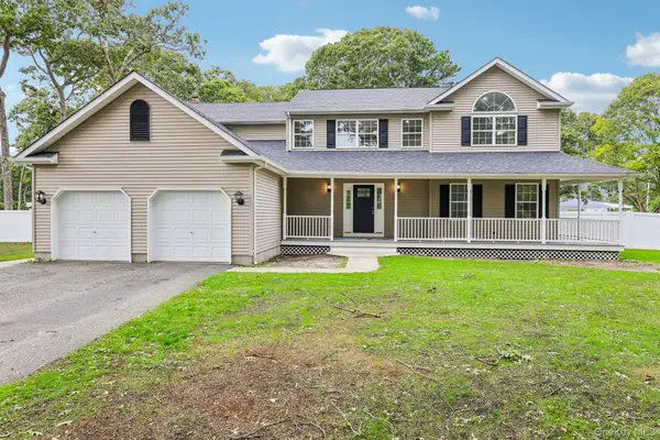 68 Margin Drive W, Shirley, NY 11967