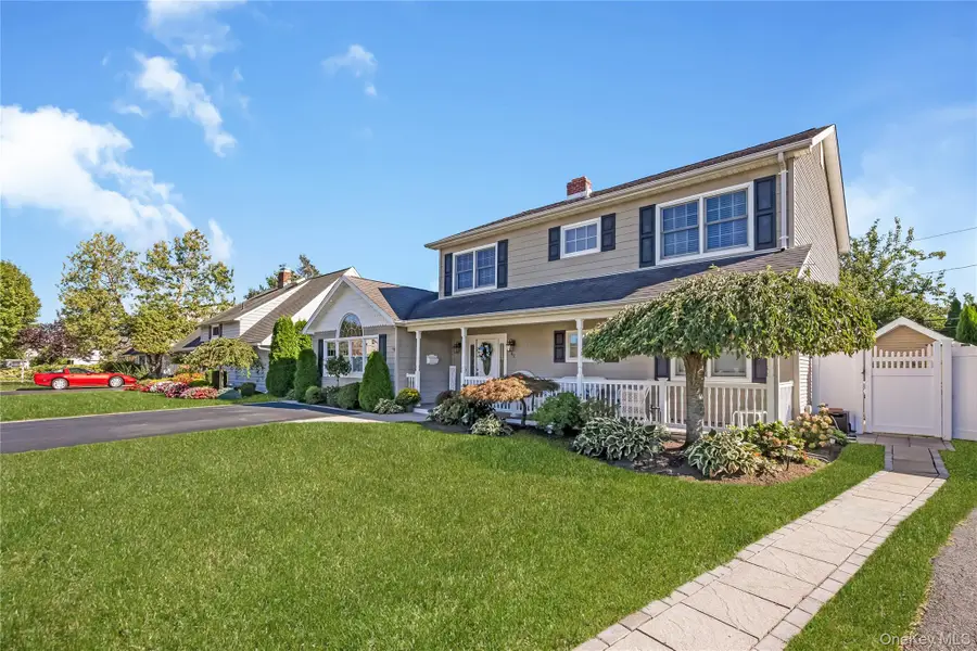 42 Grey Lane, Levittown, NY 11756 - #2