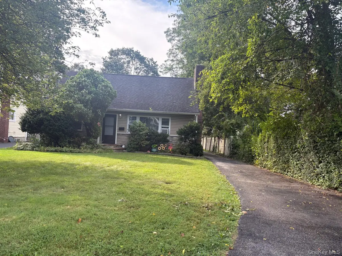 20 W 18th Street, Huntington Station, NY 11746 - #1