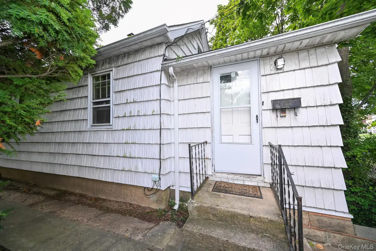 41 Porter Street, Elmont, NY 11003 - #1