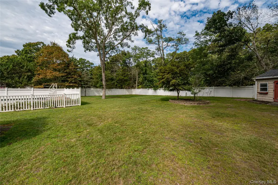 63 Barretts Avenue, Holtsville, NY 11742 - #3