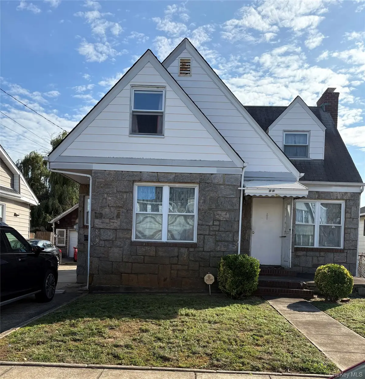 22 E Maple Street, Valley Stream, NY 11580 - #1