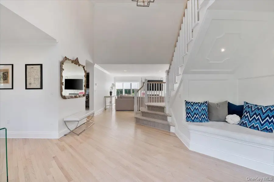 5 Landing Court, Dix Hills, NY 11746 - #3