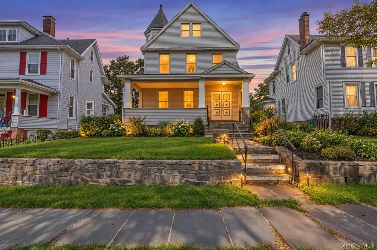 119 E Lincoln Avenue, Mount Vernon, NY 10552 - #1