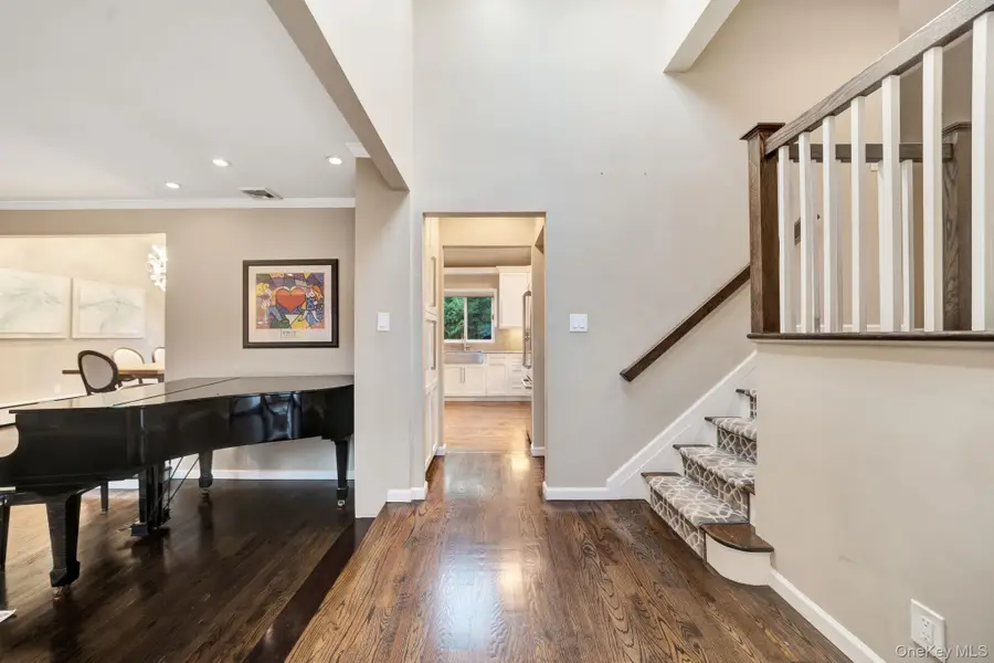 1499 Eric Lane, East Meadow, NY 11554 - #2