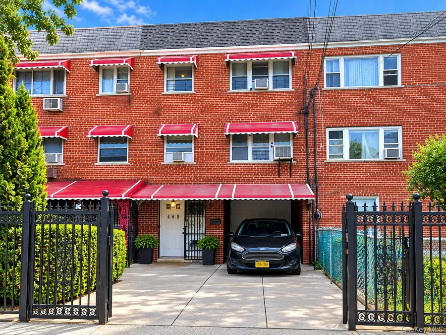 469 Commonwealth Avenue, Bronx, NY 10473 - #2