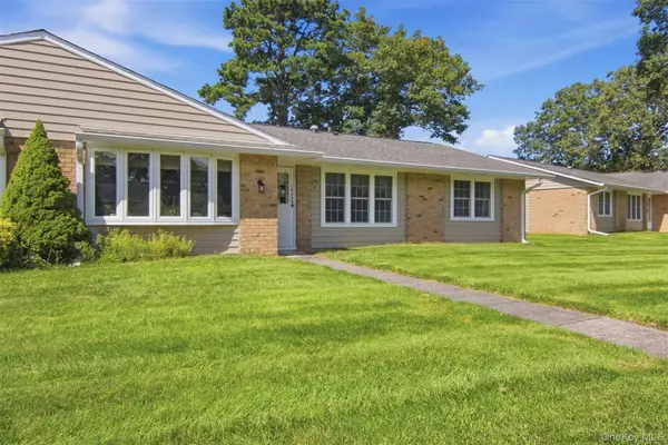299 Cardiff Court #B, Ridge, NY 11961