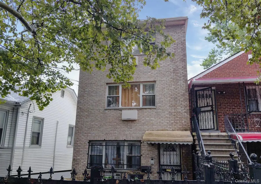 1022 E 232nd Street, Bronx, NY 10466 - #2
