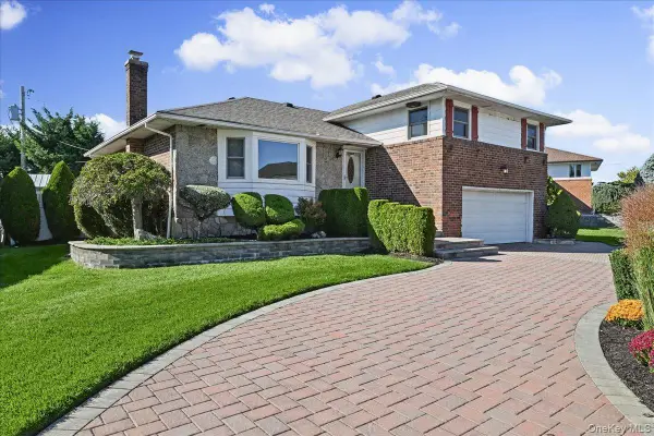 698 Edgewood Drive, Westbury, NY 11590