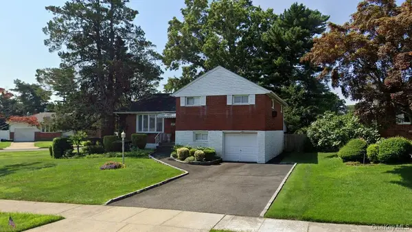 47 Felice Crescent, Hicksville, NY 11801