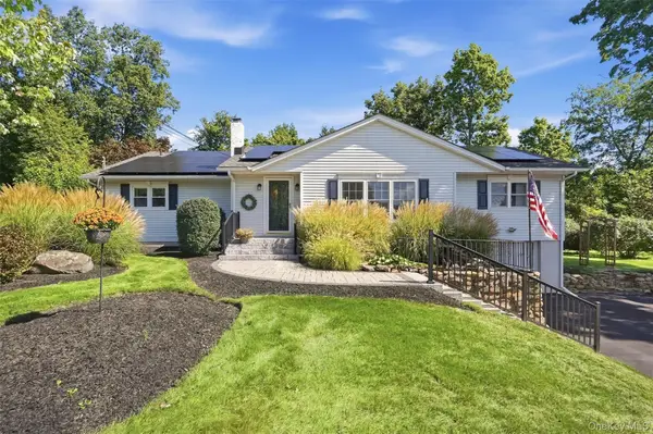 83 Harth Drive, New Windsor, NY 12553
