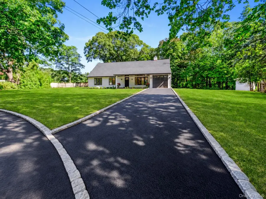 7 Berkshire Court, Huntington Station, NY 11746 - #3