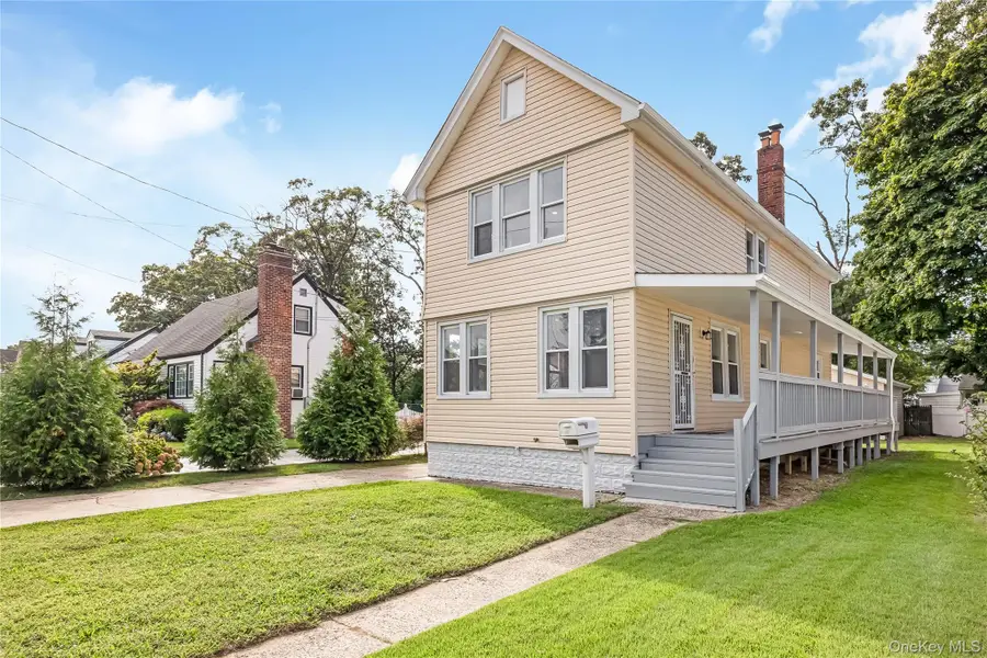 54 W Marshall Street, Hempstead, NY 11550 - #3