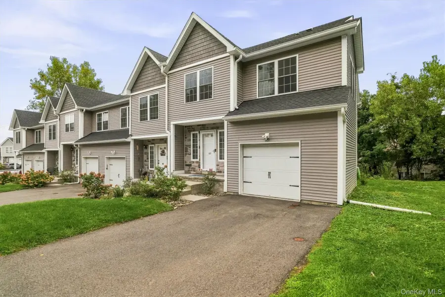 809 Fairway Court, New Windsor, NY 12553 - #2