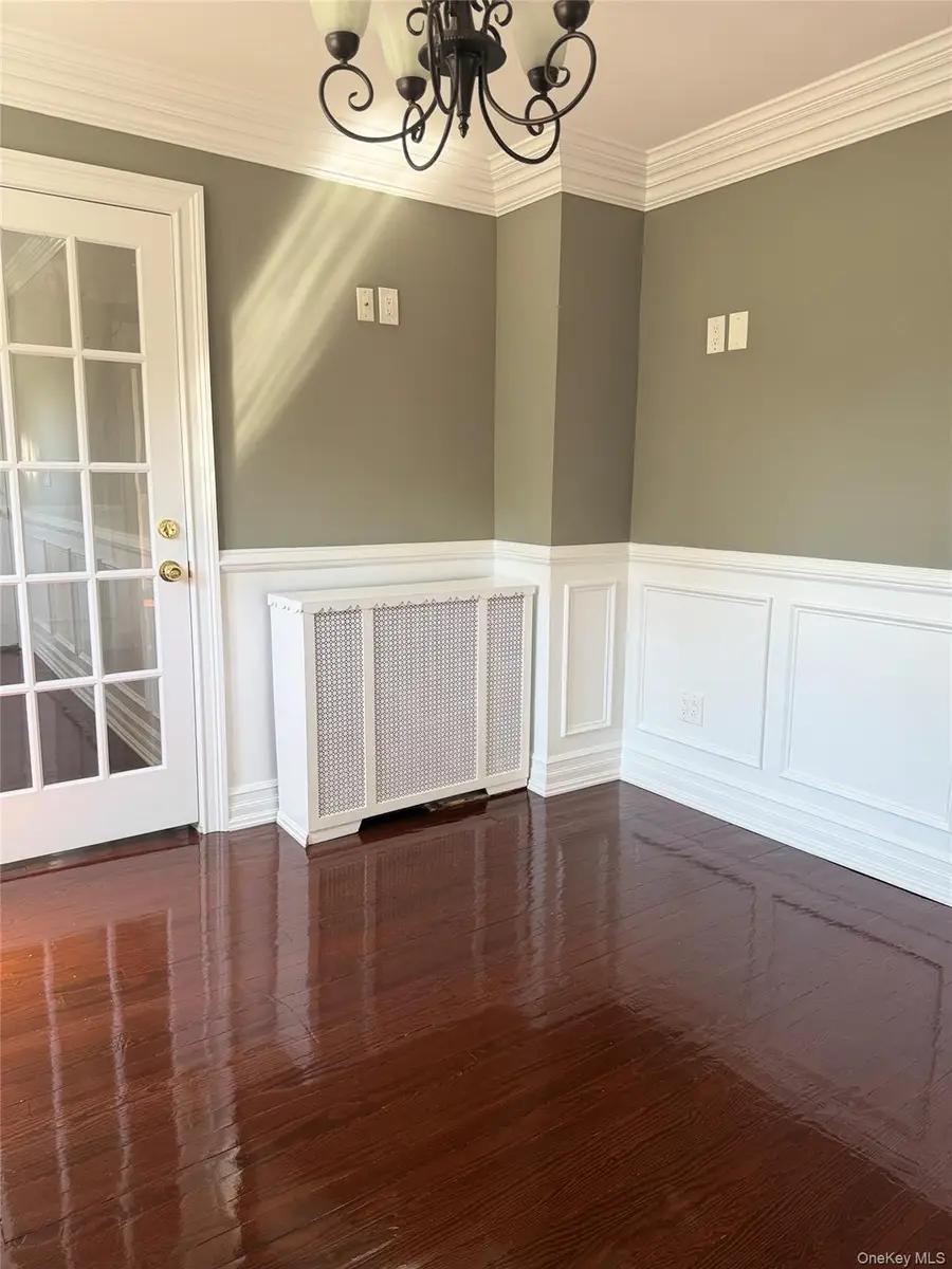 557 Newbridge Road, East Meadow, NY 11554 - #2