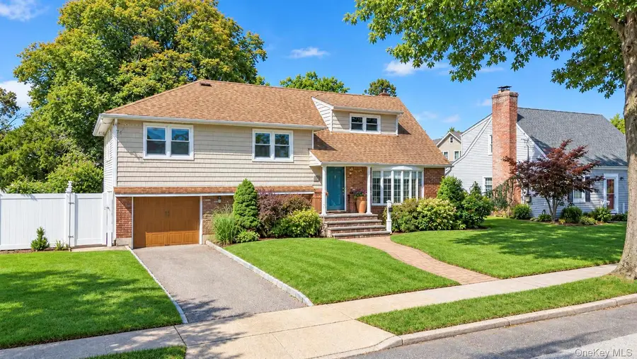 2684 Howell Street, Baldwin, NY 11510 - #3