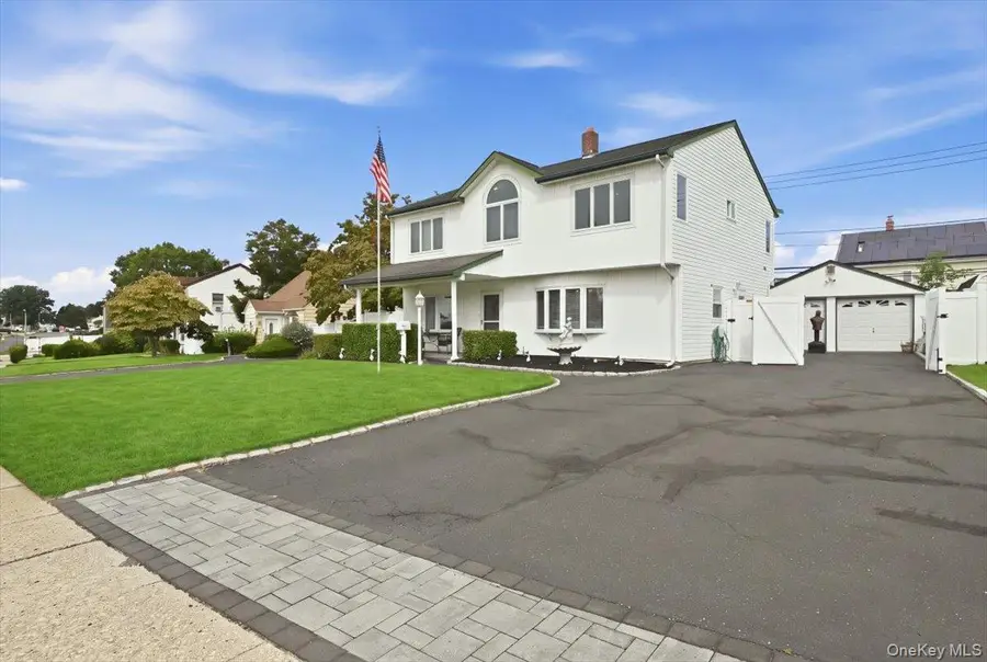 119 Periwinkle Road, Levittown, NY 11756 - #2