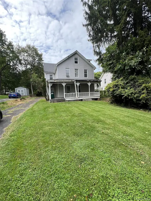10 Hudson Terrace, Marlboro, NY 12542