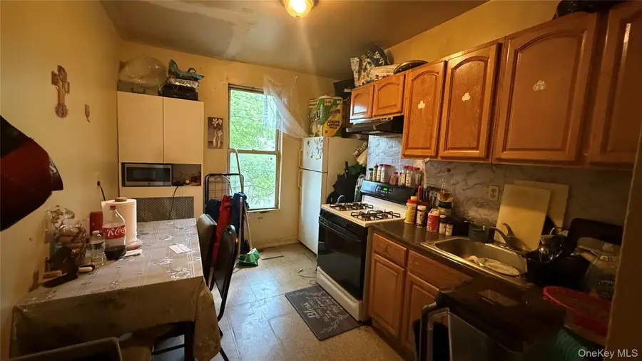 940 Rev James Polite A Avenue, Bronx, NY 10459 - #2
