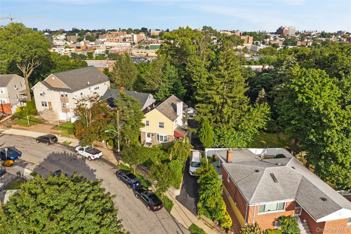 134 Hart Avenue, Yonkers, NY 10704 - #1