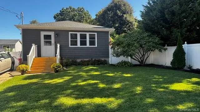 12 Chance Place, West Babylon, NY 11704 - #1