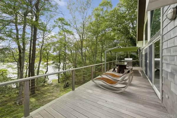 142 Little Fresh Pond Road, Southampton, NY 11968