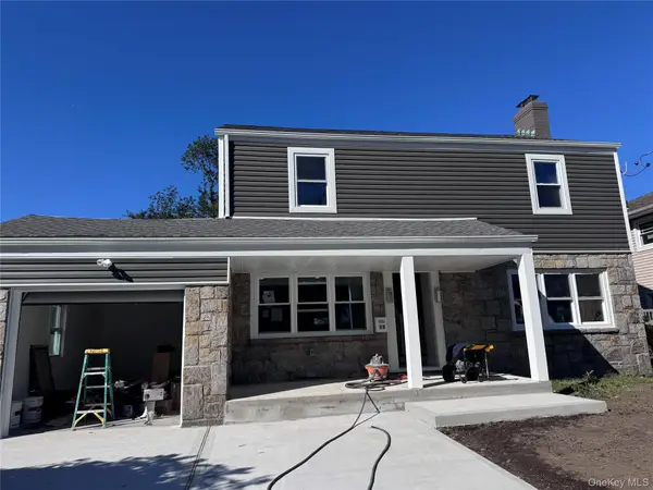 35 Park Boulevard, Malverne, NY 11565