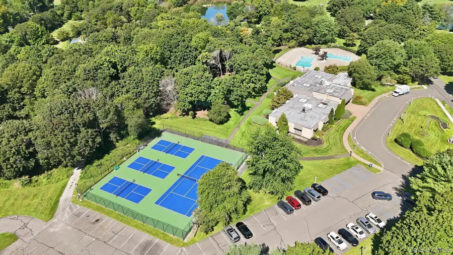 1101 Cabot Court N, Saint James, NY 11780 - #2