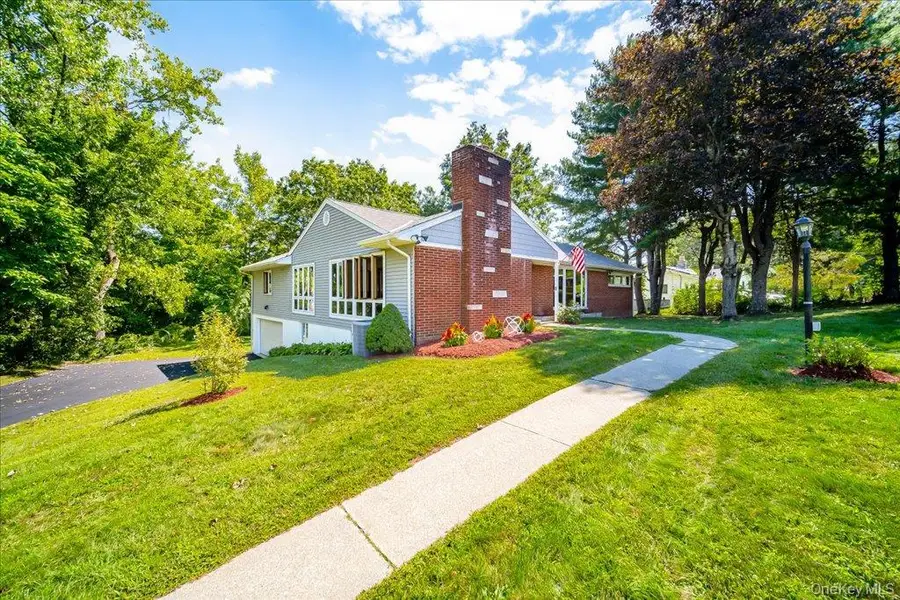 23 Mcintosh Drive, Poughkeepsie, NY 12603 - #2