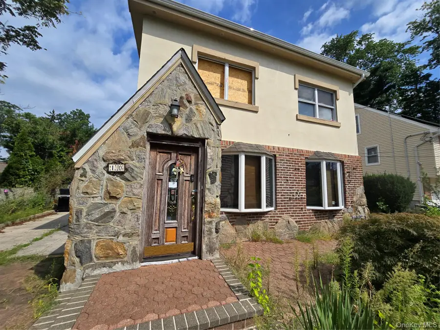 10 Summer Avenue, Great Neck, NY 11020 - #2